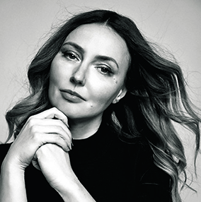 Юлия Незаметдинова - директор RWE-исследований Биофарма компании AstraZeneca, Россия